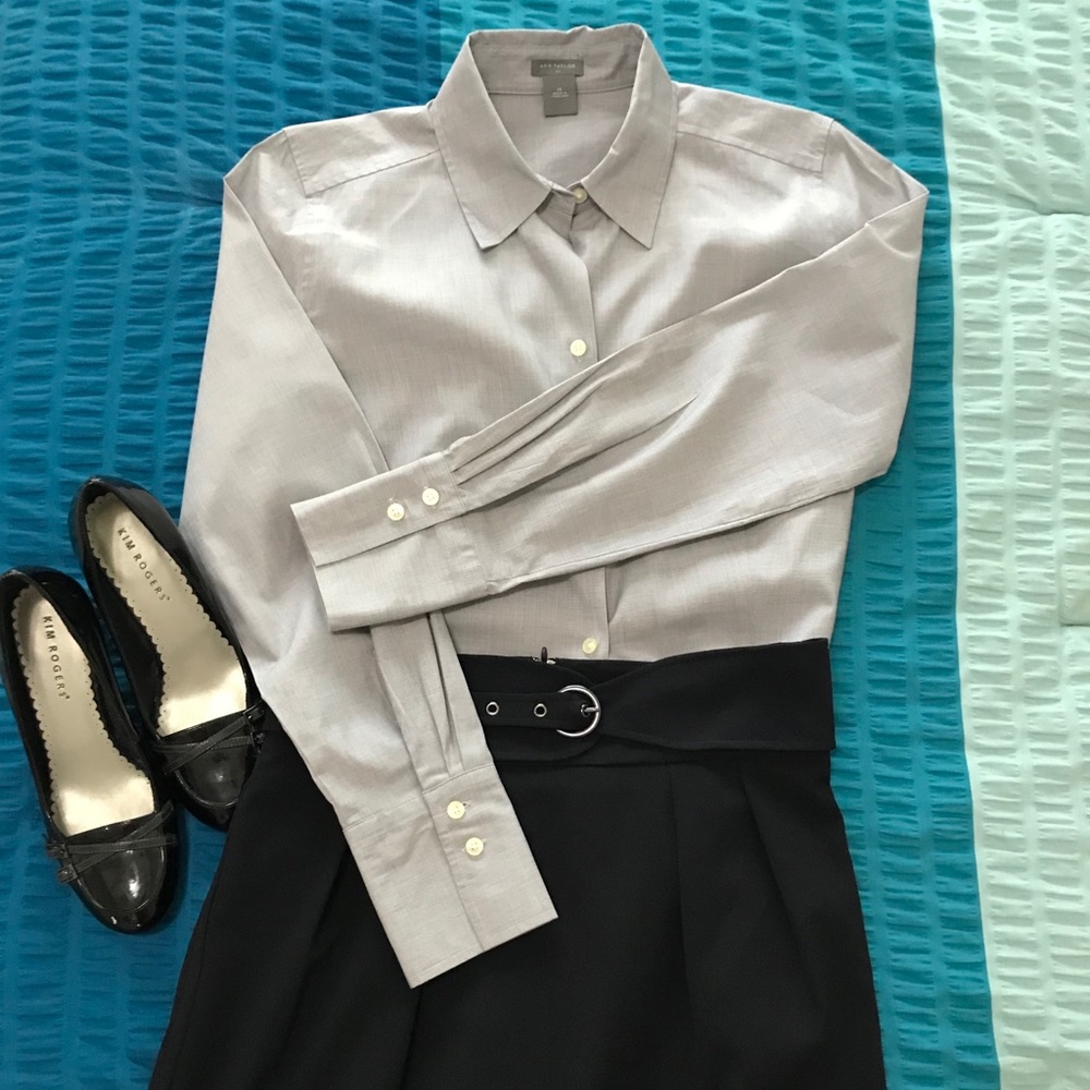 🔴Ann Taylor Dress Shirt